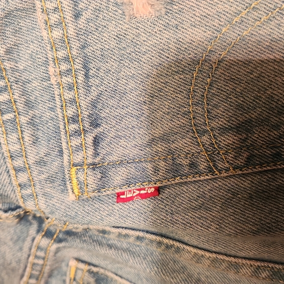 501 Levi's Shorts size 29 pink distressed - Picture 11 of 11